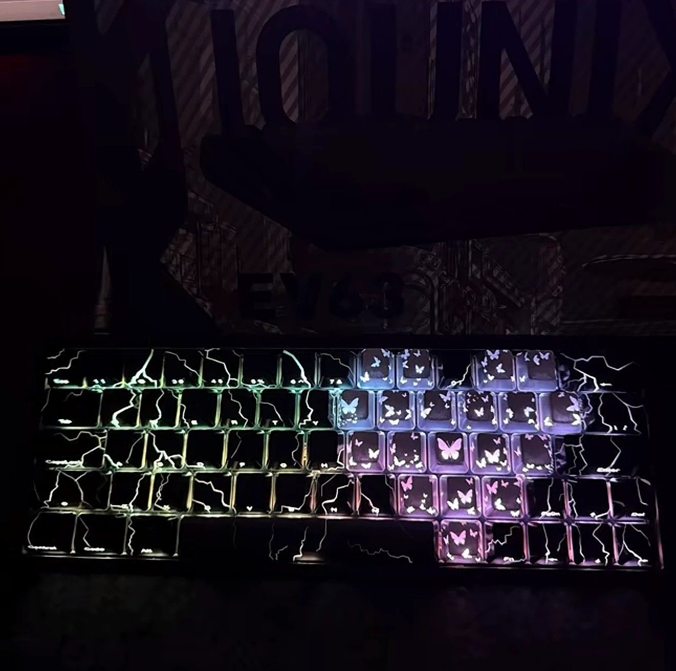 IQUNIX EV63 웨스트 레이크 워터 풀 모드 자기 - Gaming Keyboard Hall Effect Switches 리뷰 및 가격
